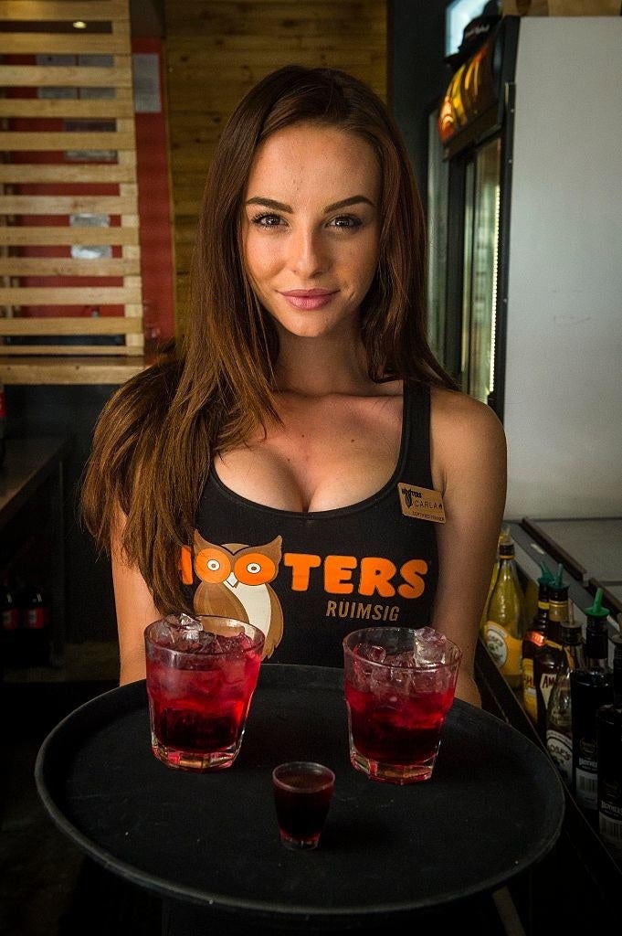 amos hanson recommends Hooters Big Tits