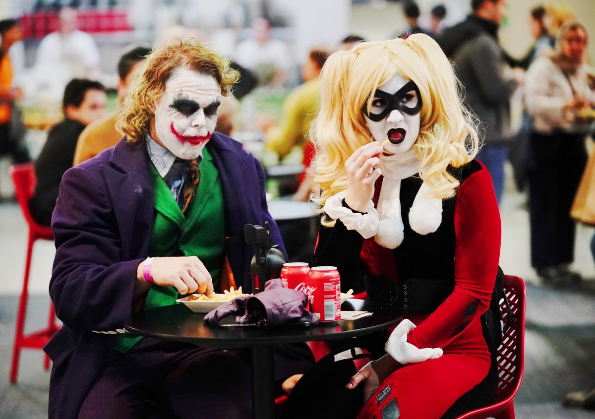 carol viegas recommends harley quinn face sitting pic