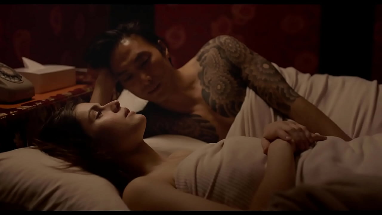 Giant nudes dominant websites Alexandra Daddario Hottest Scenes sucks cock