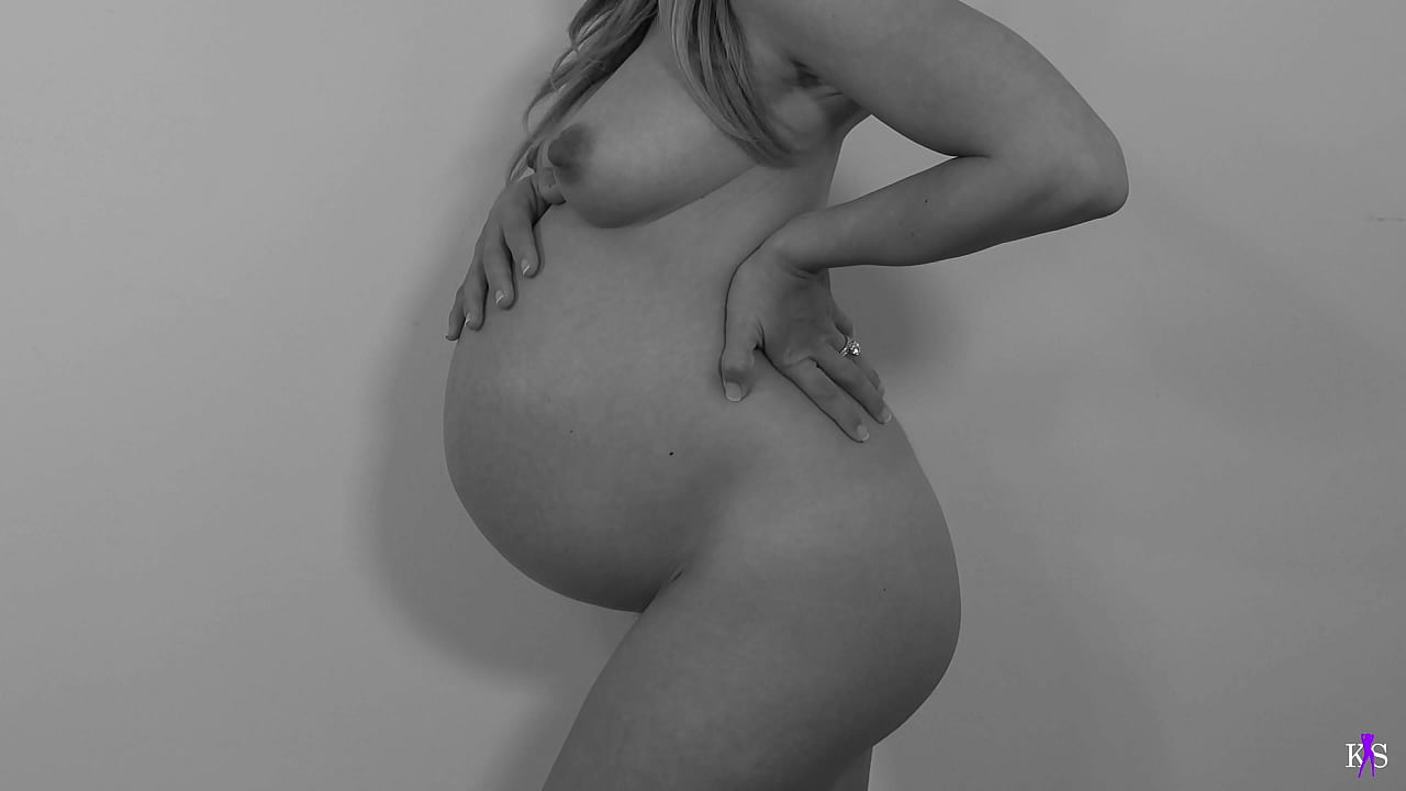 pregnant porn actress