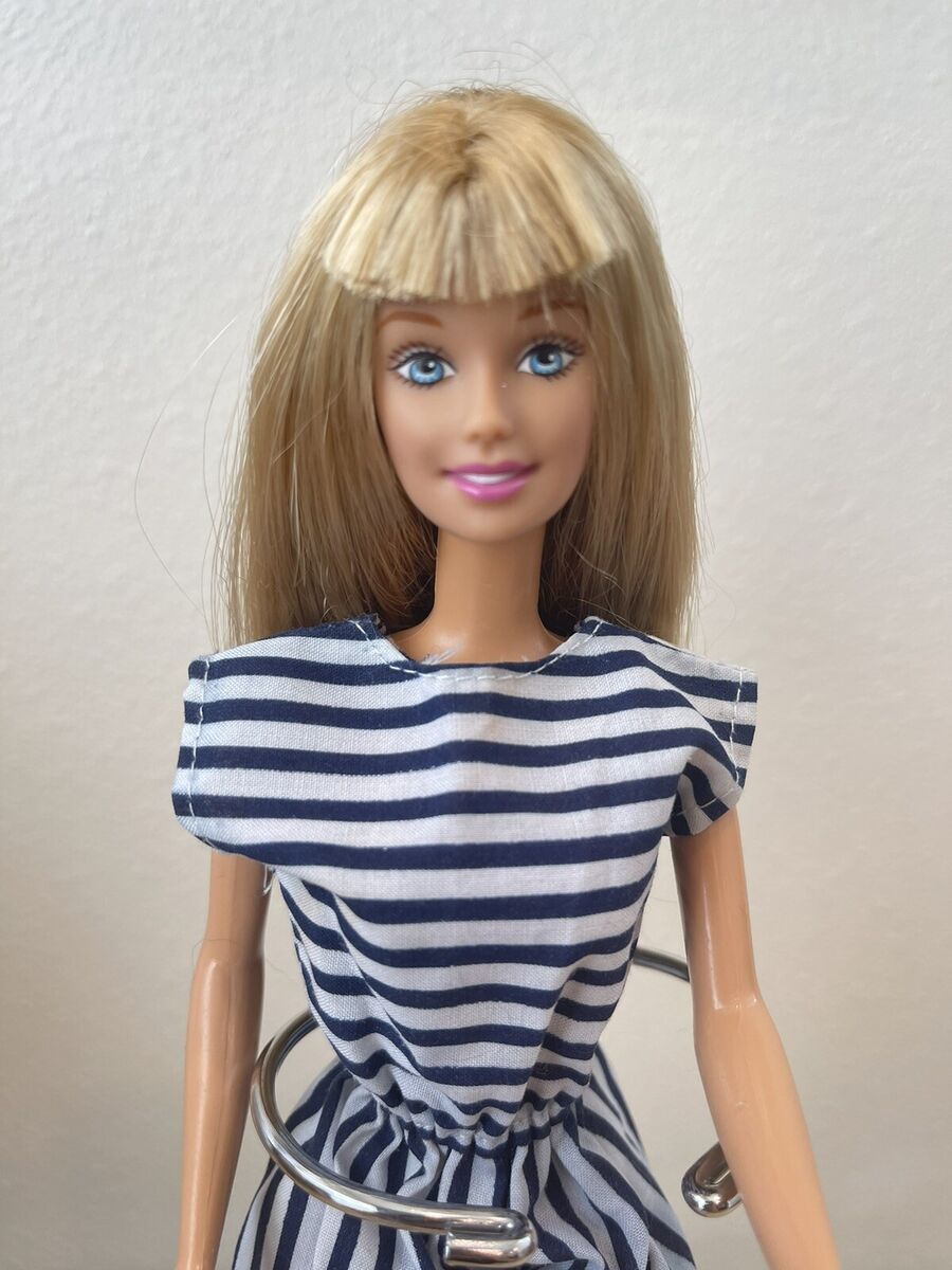 Best of Blonde barbie with bangs