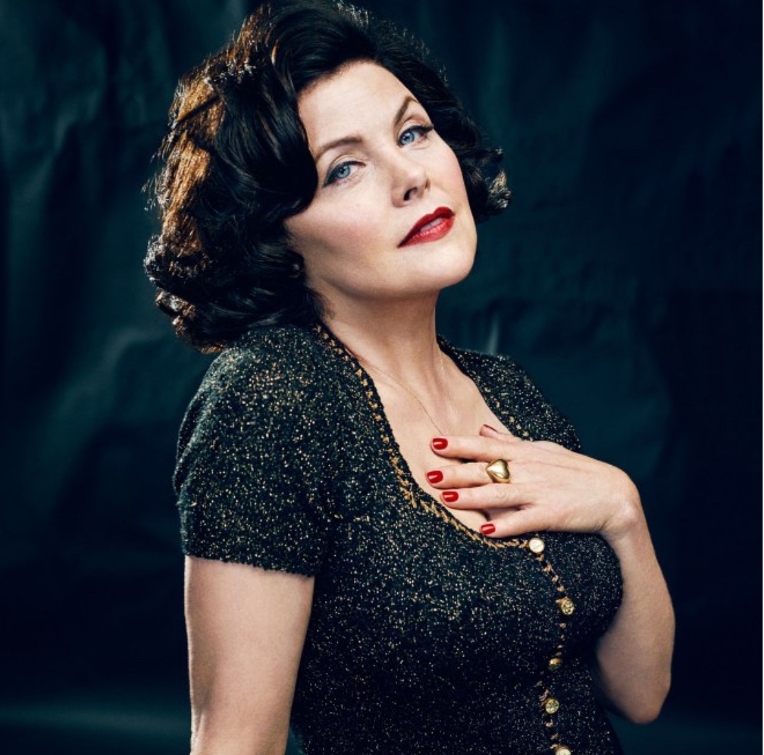 Best of Sherilyn fenn height