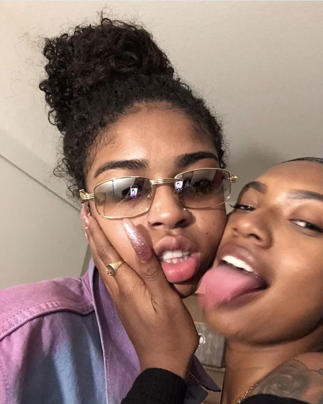 voyeurism tits