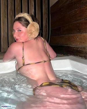 Best of abdul salam mohd's gallery mastubation instructions adam lydick add photo emma kenney porn