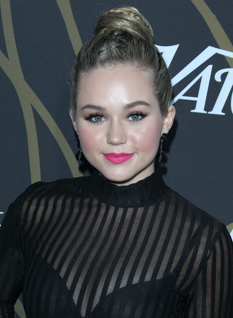 brec bassinger naked - solo striptease leather pants joi