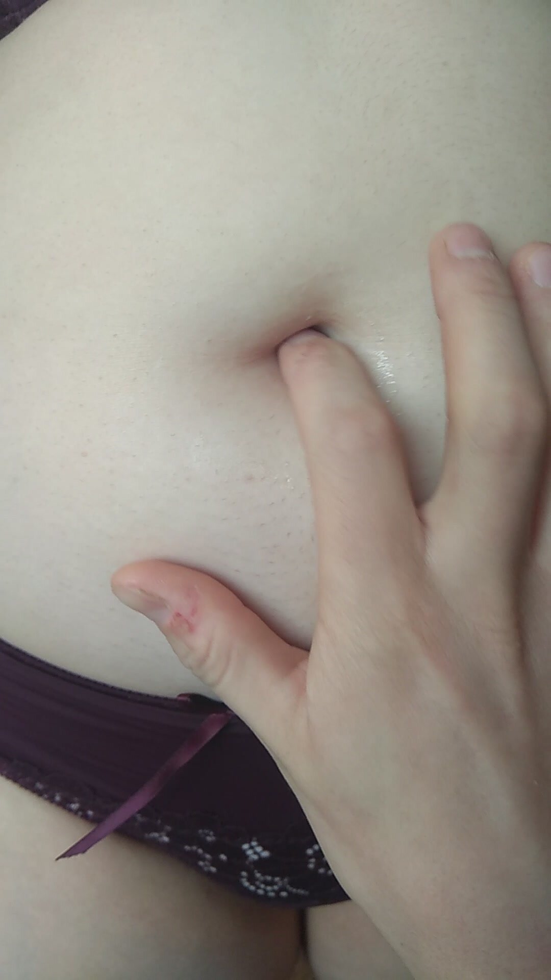 anna champagne recommends Belly Button Porn