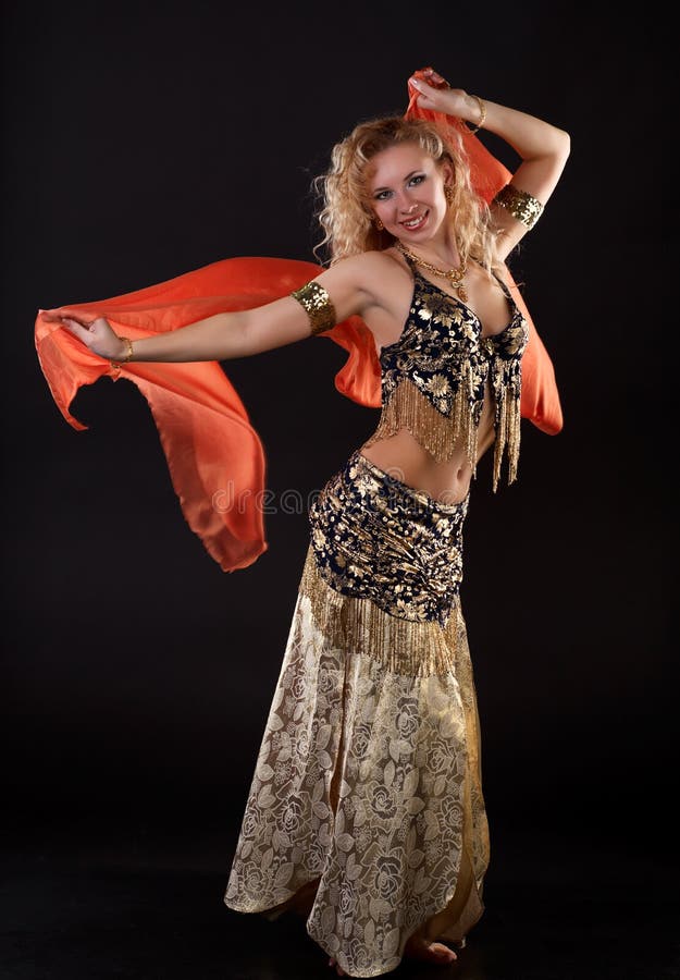 Best of Blonde belly dance