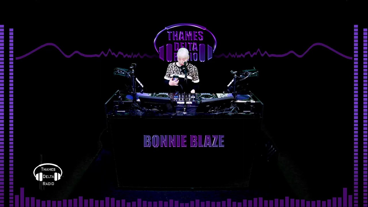 damien deleon recommends Bonnie Blaze