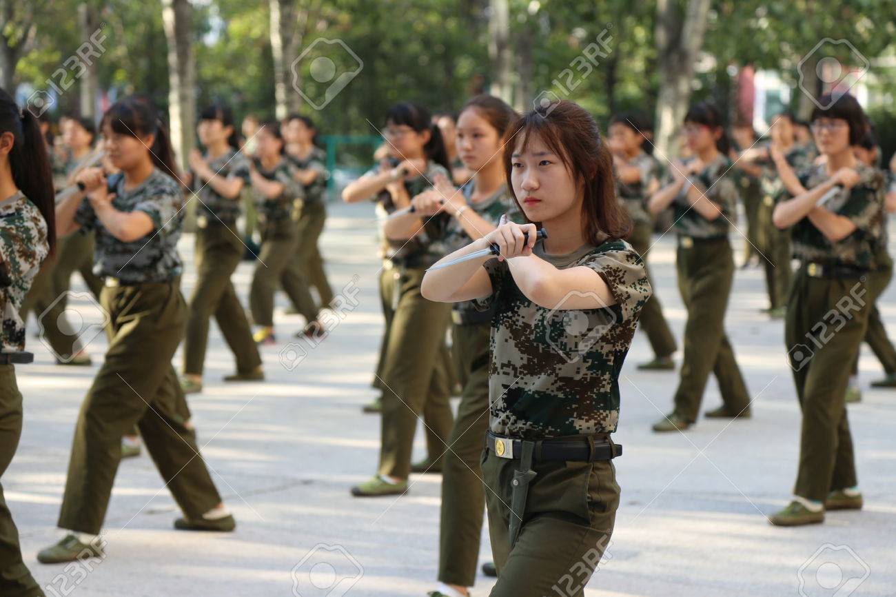 cindy ross recommends Chinese Girl Dancing In Military Uniform