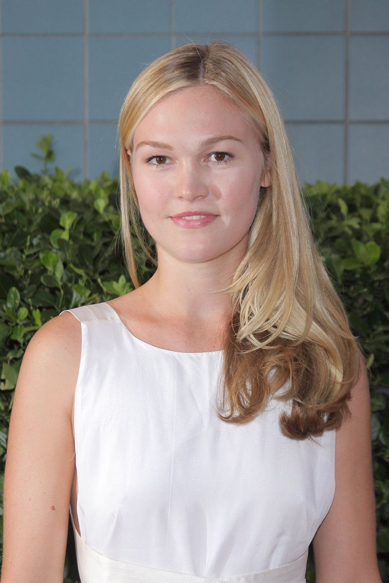 darren fenech recommends Julia Stiles Nude