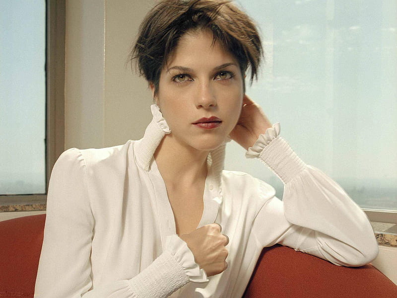 brian quimbo recommends Selma Blair Sexy