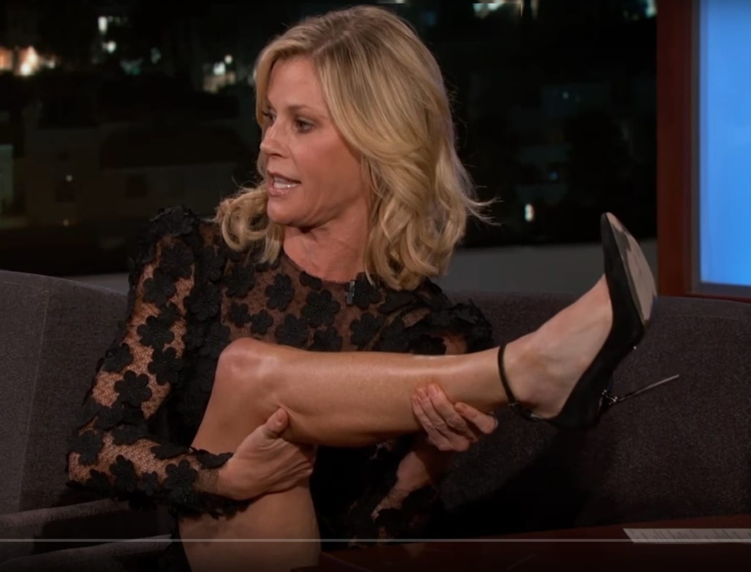 dj kellz recommends Julie Bowen Legs