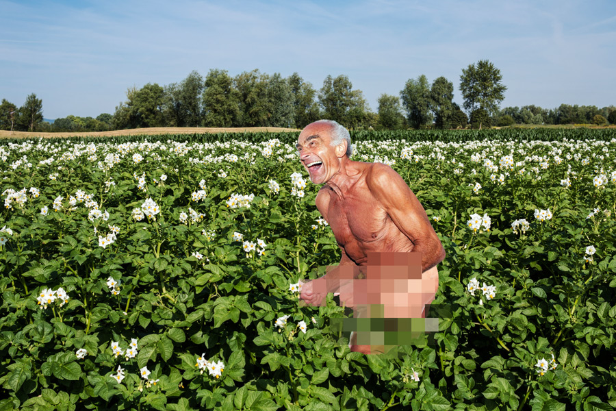 bill ebersbach add photo naked on the farm