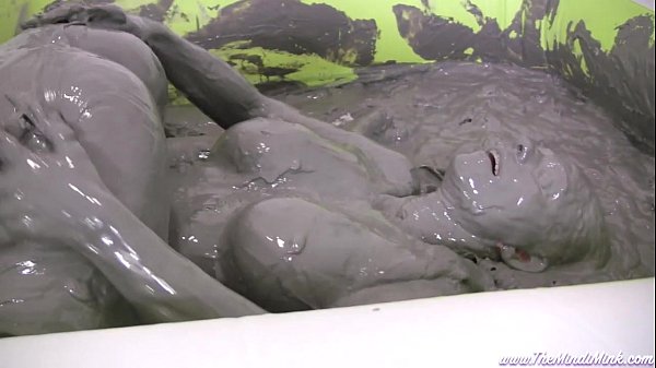 donnell dillon add naked women mud photo