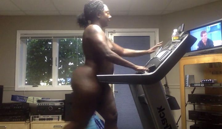 derisha moodley recommends Nude Treadmill