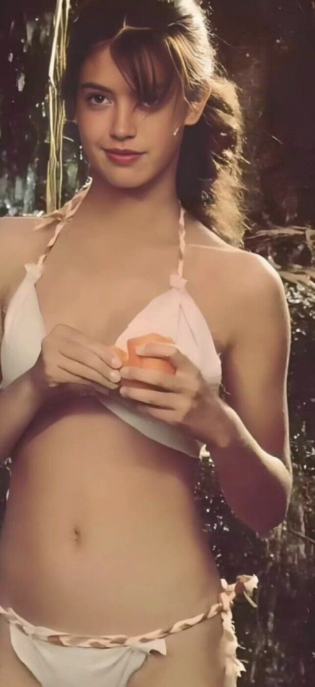 phoebe cates tits