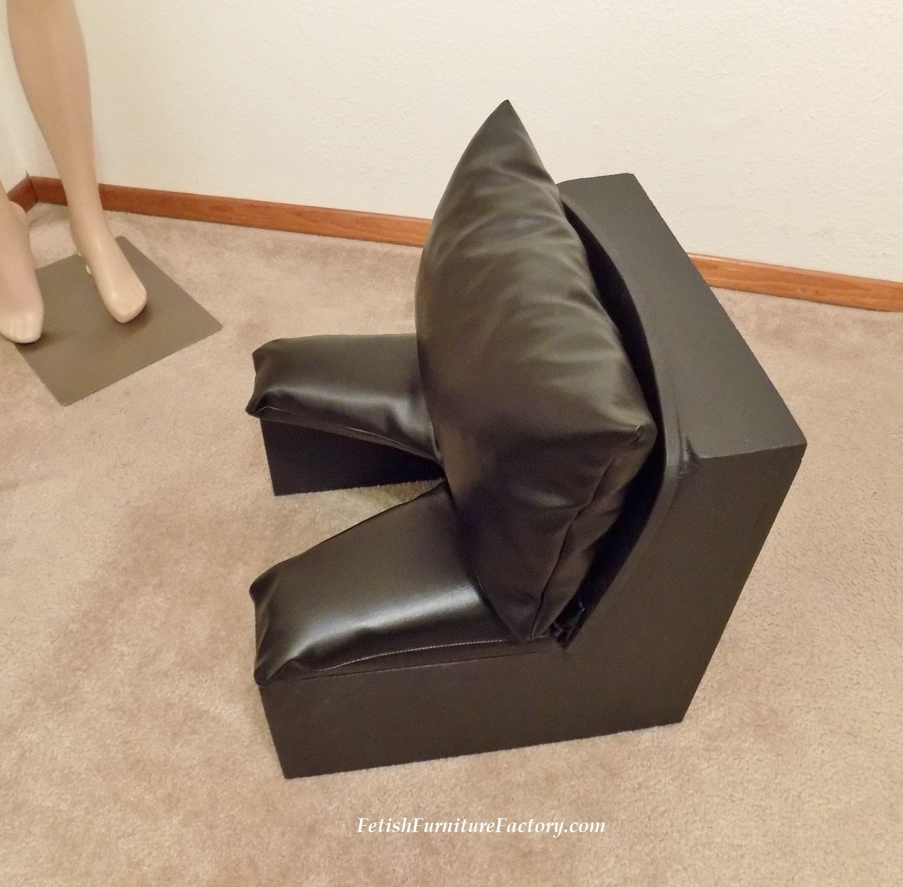 queening chair video - xxxxx gey mia makova videos