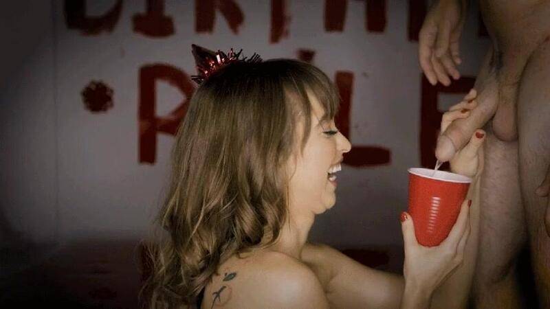 carole thomason recommends riley reid piss pic