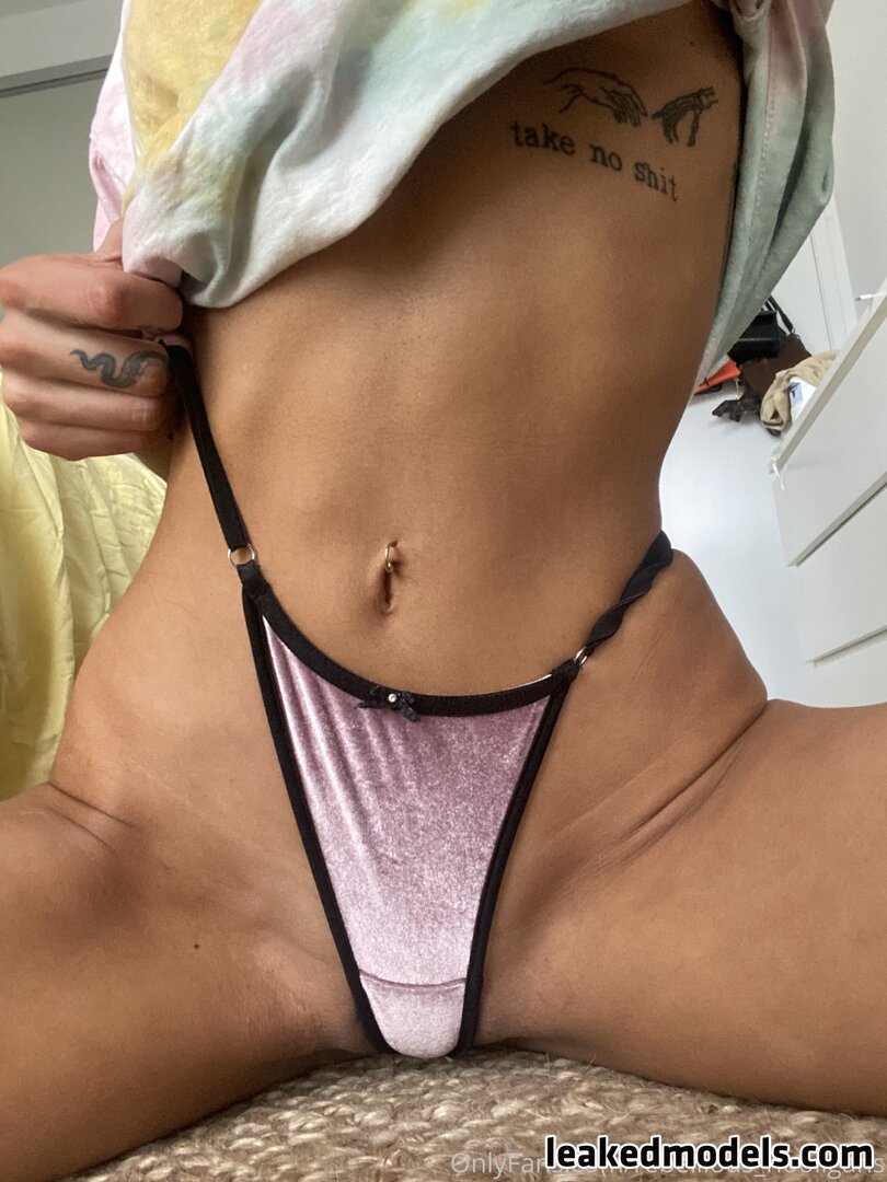 carina rose add taylor jay onlyfans leaked photo