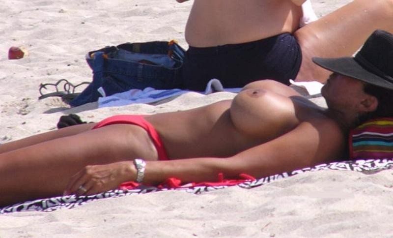 jerk off at the beach